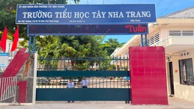 Phân hiệu 3